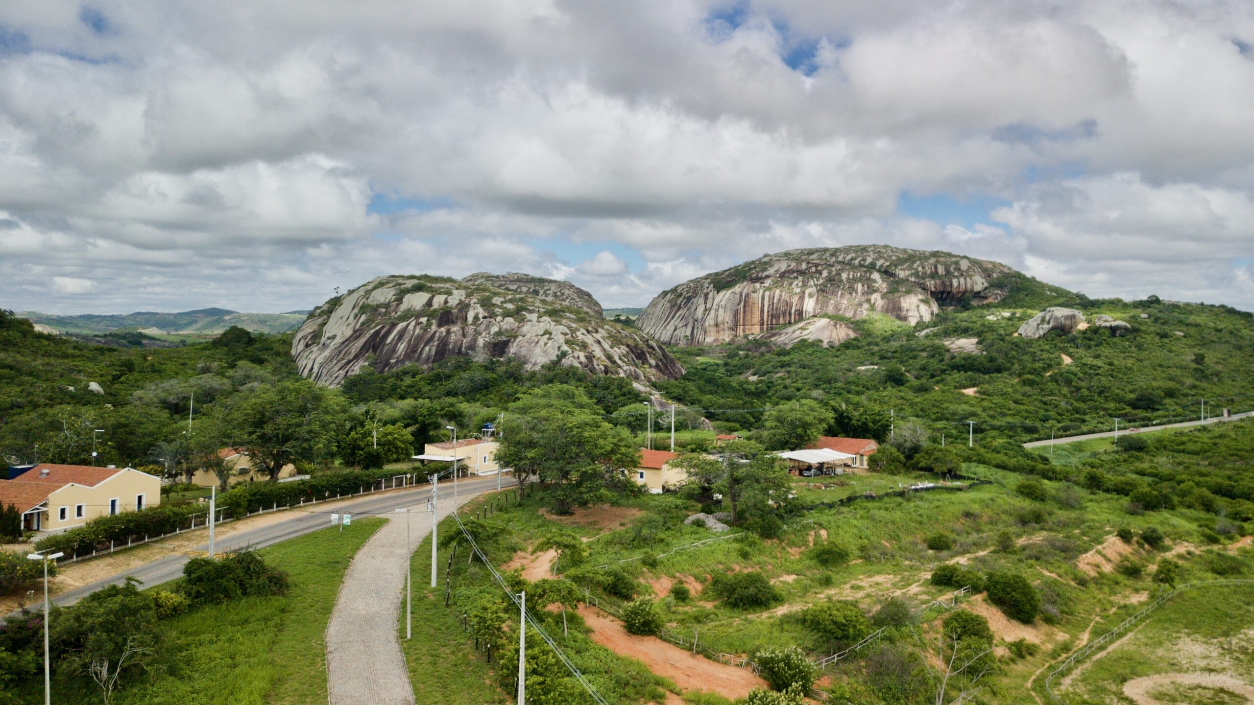 Xangri-lá na Serra de São Bento