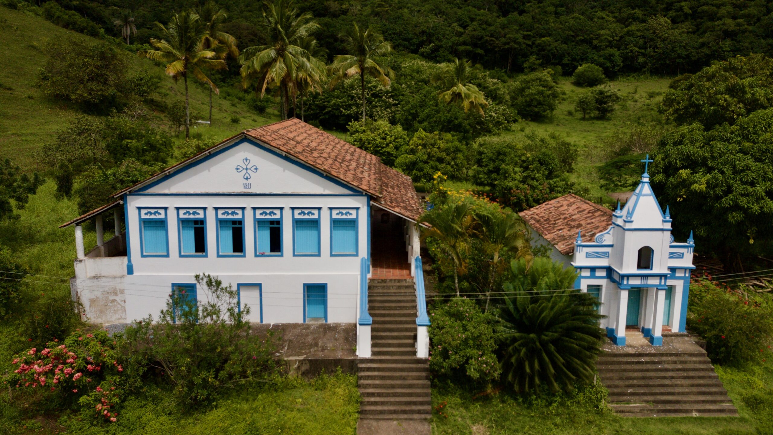 Nos Trilhos do Pavão Misterioso — o Cordel como Locomotiva da Sabedoria Popular