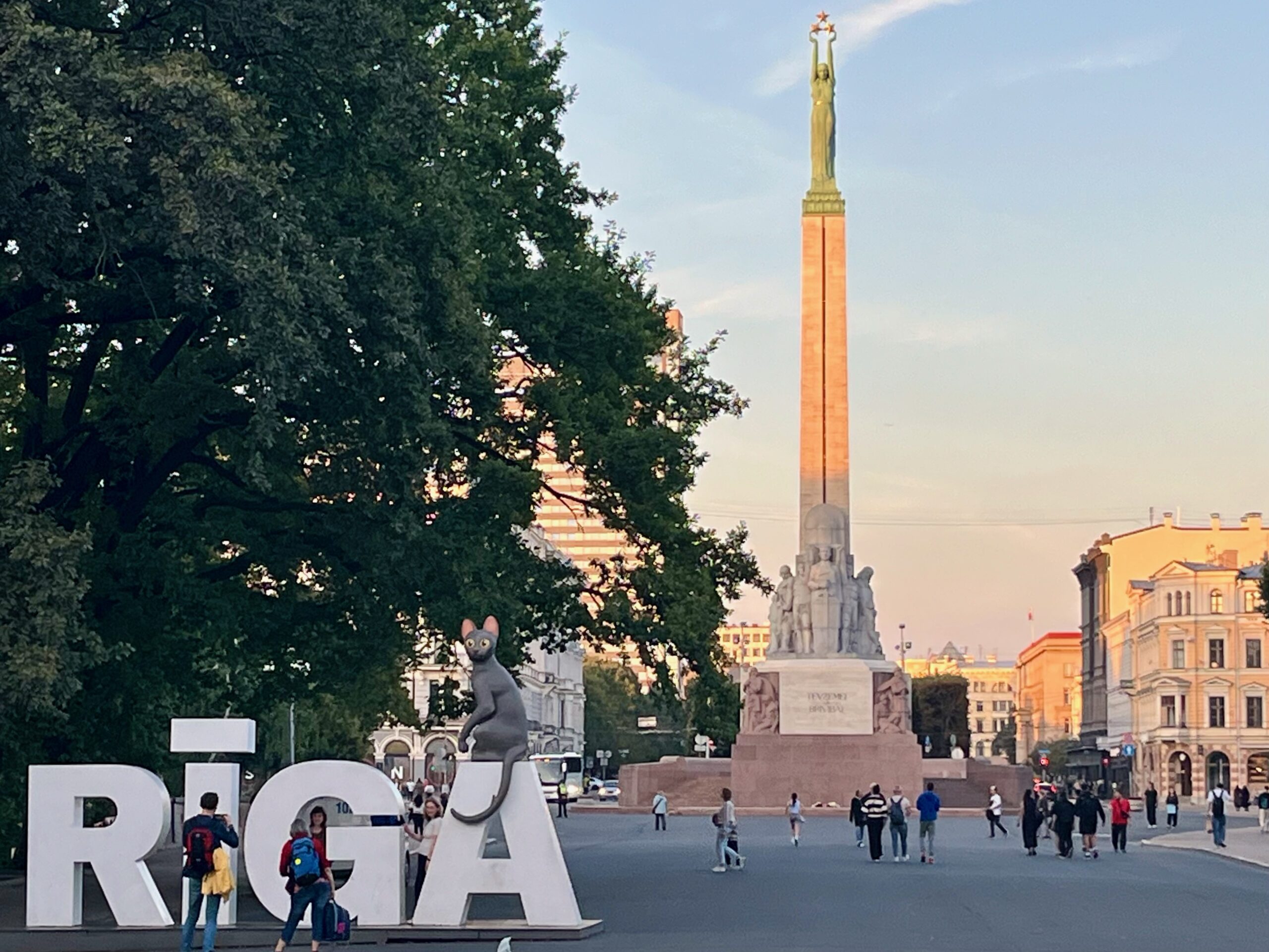 Riga: Crônica de Sobrevivência e Beleza