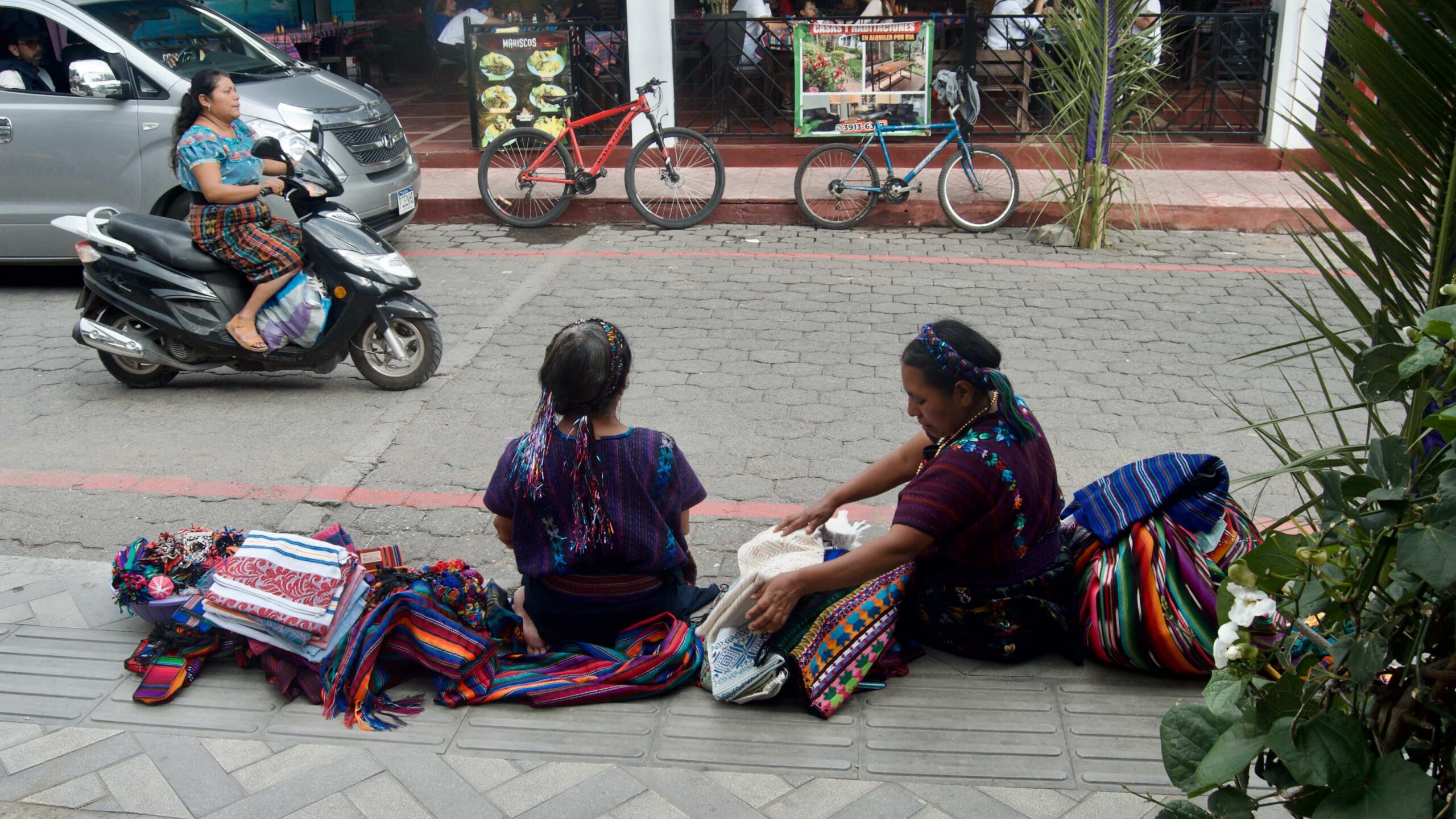 Guatemala: Onde a Fé Une o que a Realidade Separa